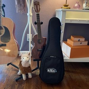 COPY - Kala Ukulele Hawaiian Koa Gloss Tenor Cutaway w/EQ